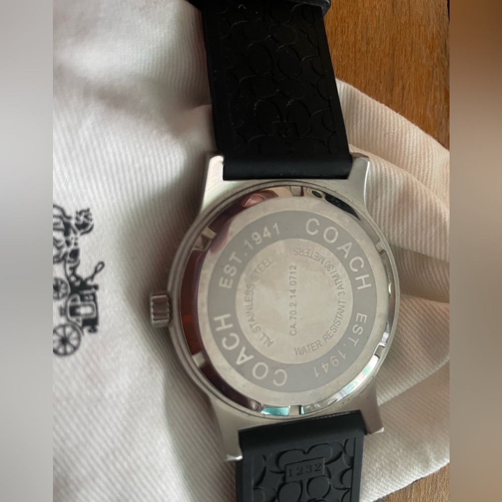 COACH RIVINGTON STAINLESS STEEL RUBBER STRAP WATCH - Picture 4 of 7